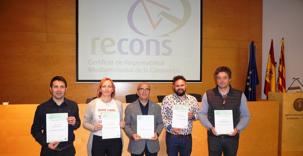 Entregues de primers certificats RECONS, que acredita la gestió responsable amb el mediambient dels residus de les obres